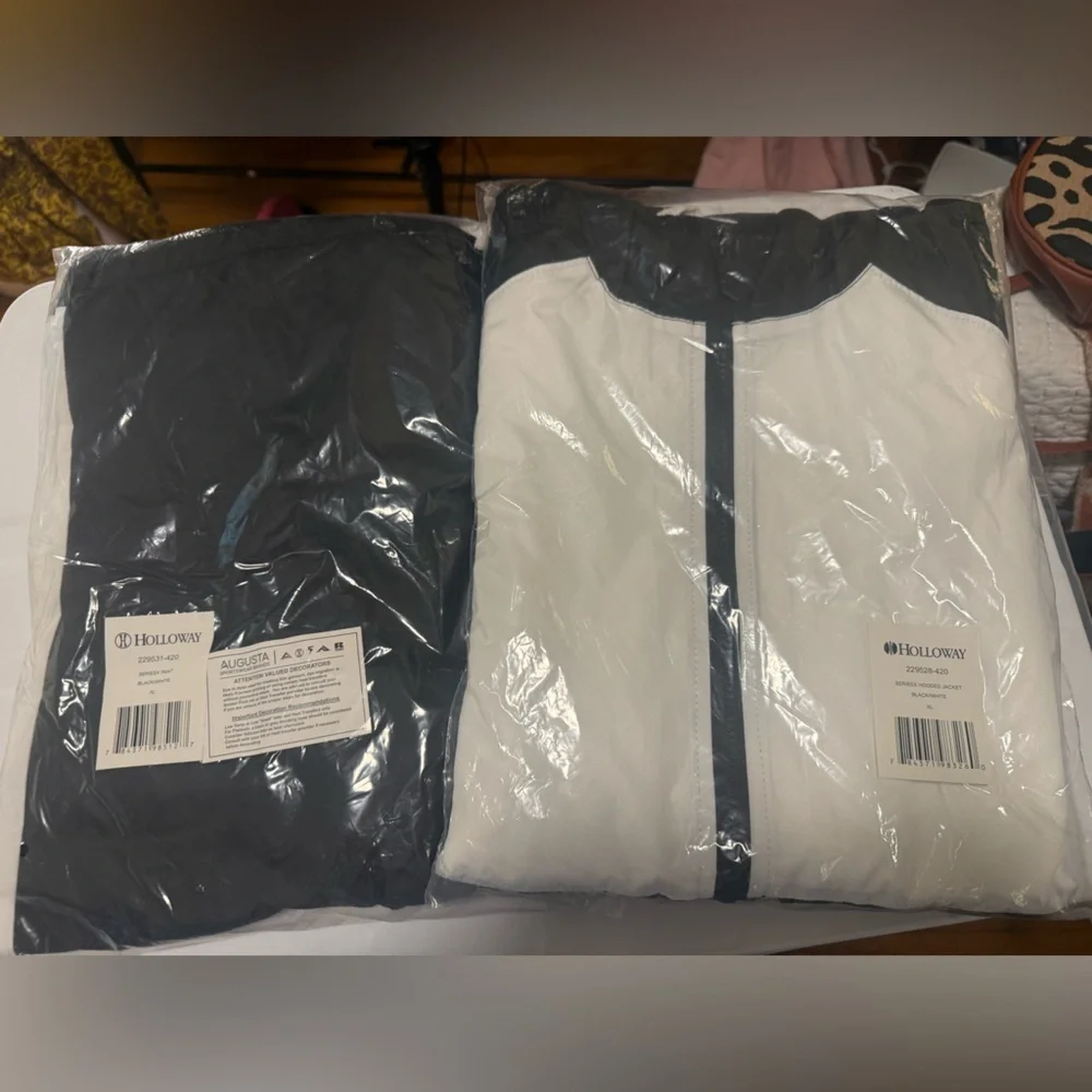 Holloway Black White Hooded Windbreaker Jacket & Pants Set XL NWT